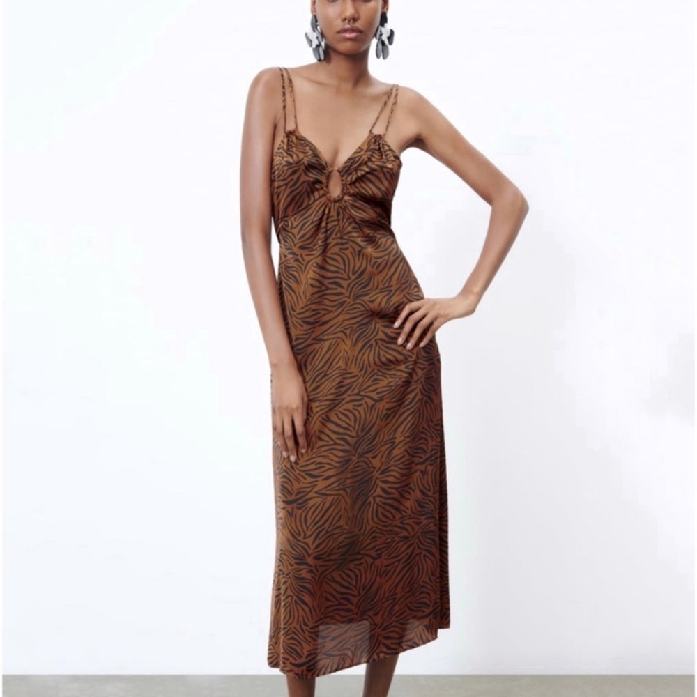 ZARA TIGER PRINT DRESS SIZE: XS